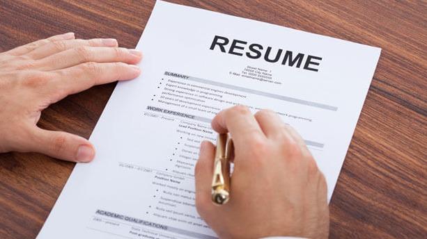 HOW MUCH DOES IT COST TO HAVE SOMEONE WRITE YOUR RESUME?