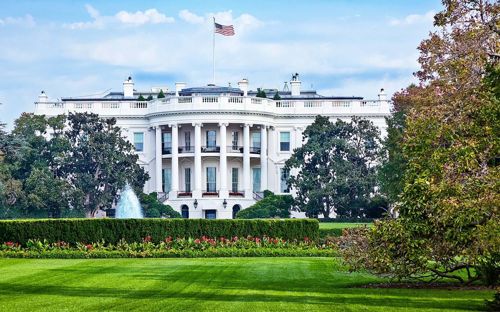 White House to Resume Public Tours